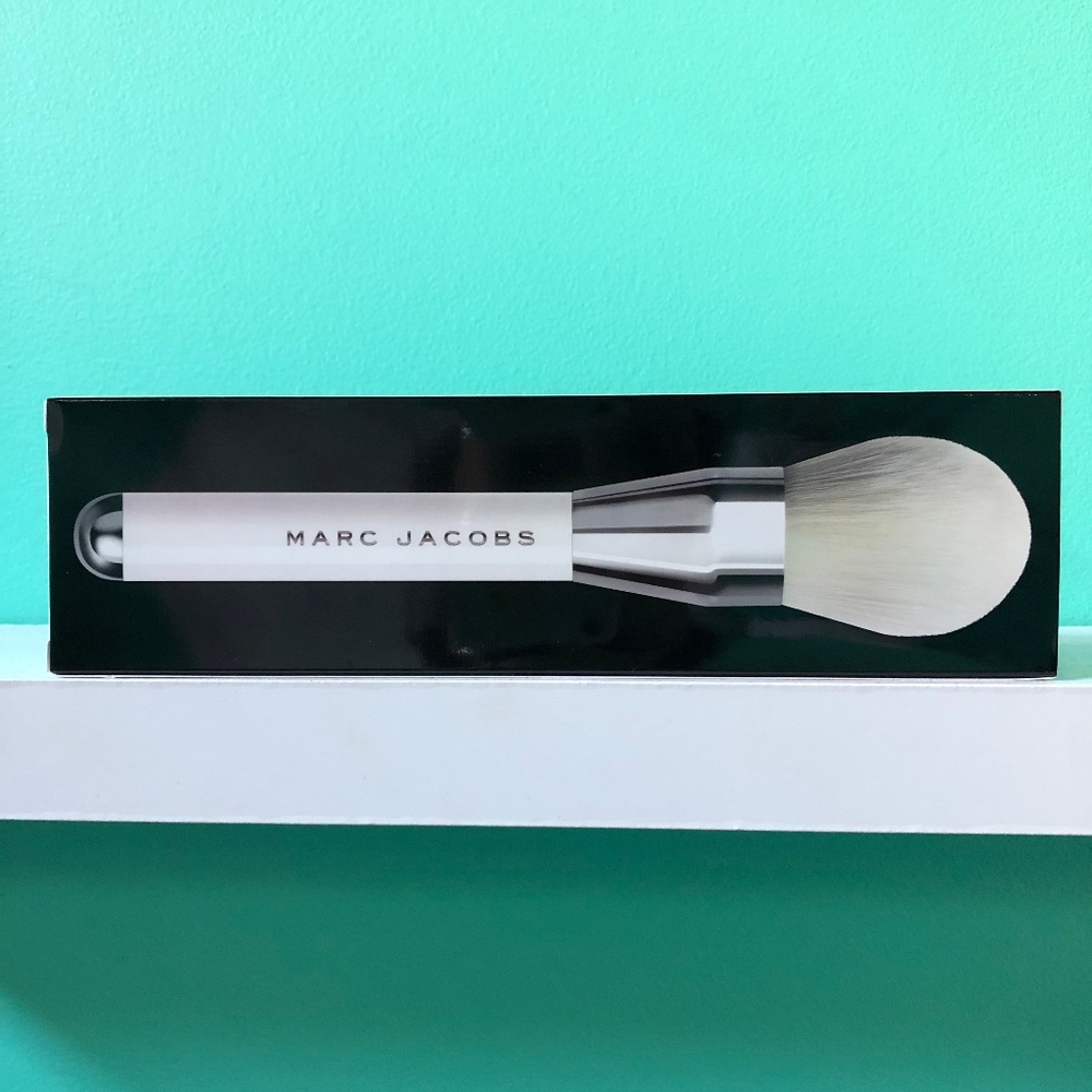 NEW! Marc Jacobs Brush 12 'The Bronze'